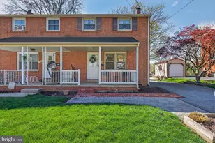 168 New St, Millersville, PA 17551 - Photo 2