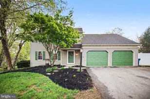 915 Jade Ave, Lancaster, PA 17601 - Photo 2
