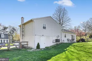 240 Birchwood Ln, Lititz, PA 17543 - Photo 34