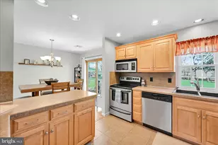 240 Birchwood Ln, Lititz, PA 17543 - Photo 14