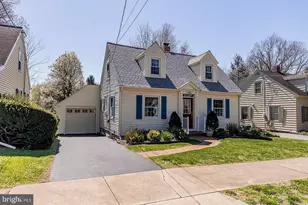 120 W 3rd Ave, Lititz, PA 17543 - Photo 2