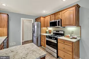 426 W Charlotte St, Millersville, PA 17551 - Photo 16