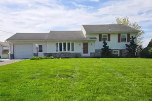 2382 Spruce St, Manheim, PA 17545 - Photo 1