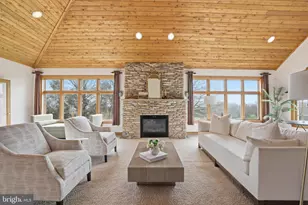 2 Breezy Knoll, Lititz, PA 17543 - Photo 2