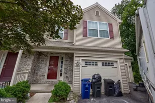 10 Hull Ct, Lancaster, PA 17603 - Photo 2