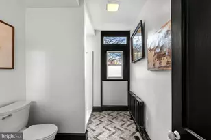 240 E Orange St, Lancaster, PA 17602 - Photo 18