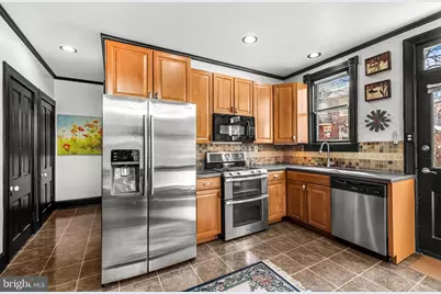 240 E Orange Street, Lancaster, PA 17602 - Photo 4