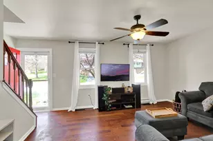 3063 Buckthorn Dr, Lancaster, PA 17601 - Photo 6