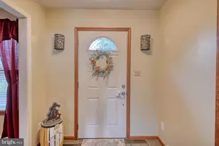 3320 Rothsville, Akron, PA 17501 - Photo 2