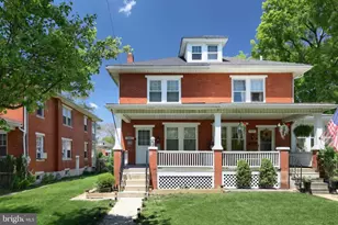 1057 Locust St, Columbia, PA 17512 - Photo 2