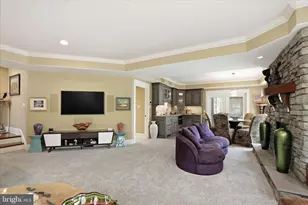 137 E Woods Dr, Lititz, PA 17543 - Photo 6