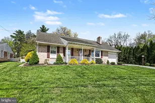 1065 Ridge Ave, Columbia, PA 17512 - Photo 4