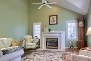 105 Plumeria Pl, Lancaster, PA 17602 - Photo 8