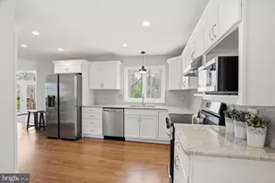 413 Glenbrook Ct, Lancaster, PA 17603 - Photo 10