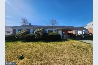 1736 Heritage Avenue, Lancaster, PA 17603 - Photo 1
