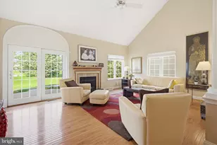 704 Woodfield Dr, Lititz, PA 17543 - Photo 6