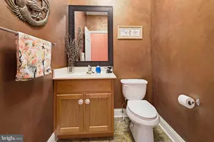 704 Woodfield Dr, Lititz, PA 17543 - Photo 20