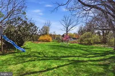 535 E Roseville Road, Lancaster, PA 17601 - Photo 2
