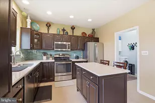 407 Lake St, Ephrata, PA 17522 - Photo 12