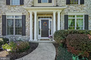 2118 Meadow Ridge Dr, Lancaster, PA 17601 - Photo 6