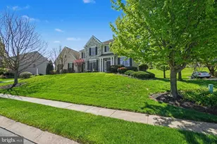 2118 Meadow Ridge Dr, Lancaster, PA 17601 - Photo 4