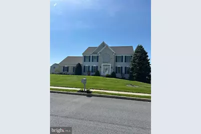 527 Peace Avenue, Mount Joy, PA 17552 - Photo 2