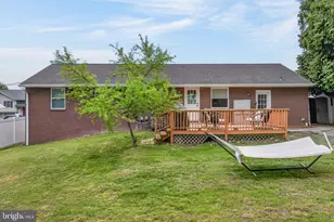 825 Darby Ln, Lancaster, PA 17601 - Photo 30