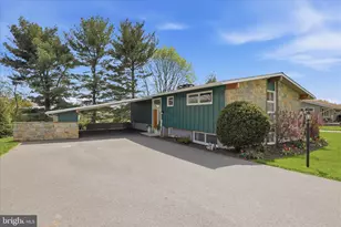 254 Bluff View Dr, Lancaster, PA 17601 - Photo 6
