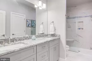 4343 Heather Ln, Columbia, PA 17512 - Photo 10