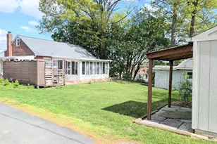 322 N 6th St, Columbia, PA 17512 - Photo 2