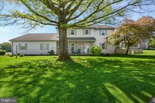 1032 Clearview Ave, Ephrata, PA 17522 - Photo 2