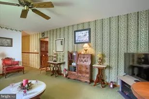 470 N Holly St, Elizabethtown, PA 17022 - Photo 8