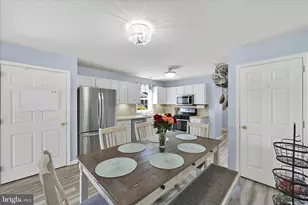 480 Daisy Dr, New Holland, PA 17557 - Photo 12