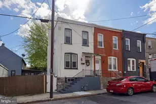 138 Laurel St, Lancaster, PA 17603 - Photo 2