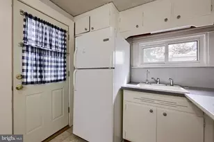 654 New Holland Ave, Lancaster, PA 17602 - Photo 18