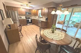 419 Hilltop Cir, Elizabethtown, PA 17022 - Photo 8