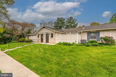 418 Valleybrook Drive, Lancaster, PA 17601 - Photo 2