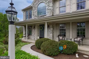 2462 Carriage Dr, Lancaster, PA 17601 - Photo 6
