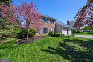 911 Jade Ave, Lancaster, PA 17601 - Photo 2