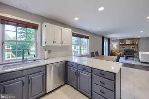 911 Jade Ave, Lancaster, PA 17601 - Photo 8