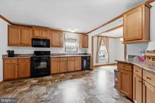 47 Makenna Ave, New Holland, PA 17557 - Photo 8