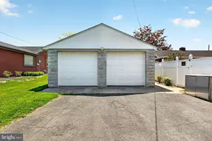 1105 Central Ave, Columbia, PA 17512 - Photo 4