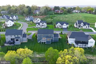 1016 Valley Crossing Dr, Lititz, PA 17543 - Photo 82