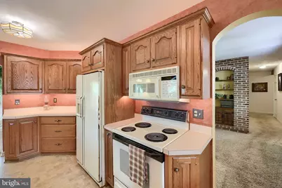 120 Angela Drive, New Holland, PA 17557 - Photo 12