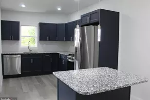 676 Columbia Ave, Lancaster, PA 17603 - Photo 1