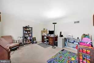 30 Edgewood Dr, Lititz, PA 17543 - Photo 16