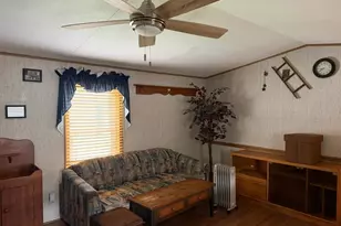 10 S Green Acres Circle, Akron, PA 17501 - Photo 10