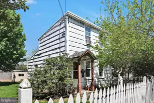 745 E Marion St, Lancaster, PA 17602 - Photo 2
