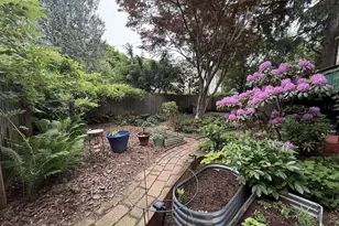 40 N Plum St, Lancaster, PA 17602 - Photo 16