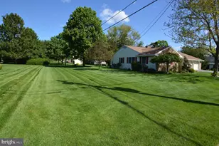 230 Adele Ave, Manheim, PA 17545 - Photo 12